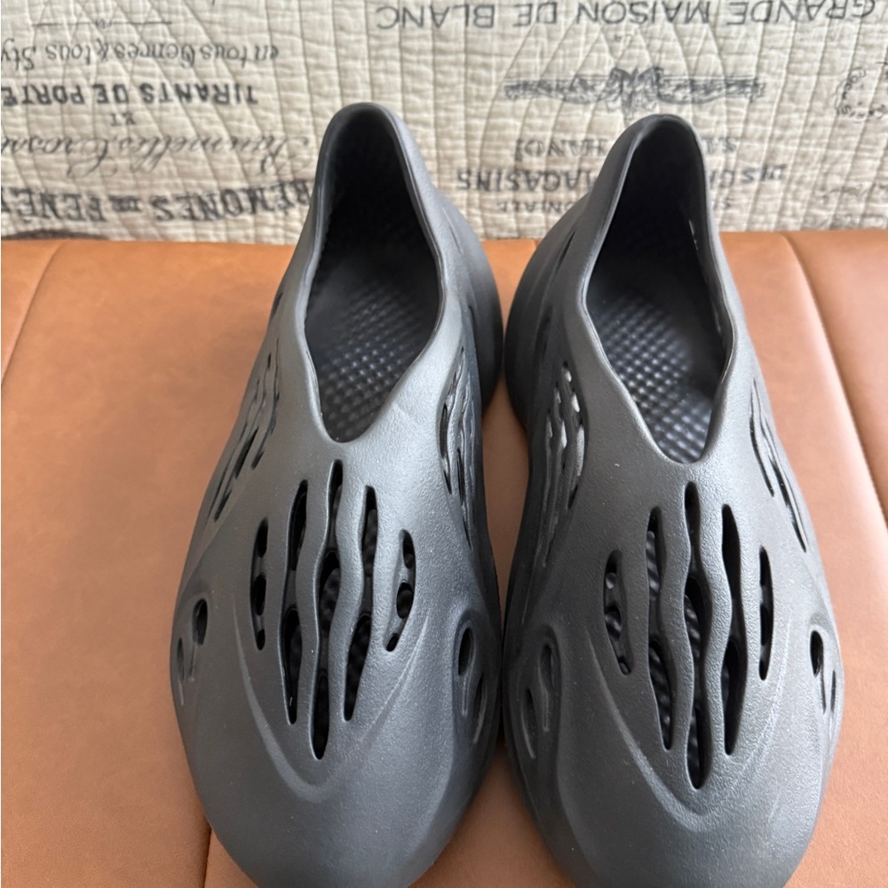Yeezy Black Athletic Shoes